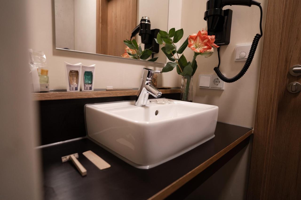 Motel Q Zimmern ob Rottweil Kültér fotó